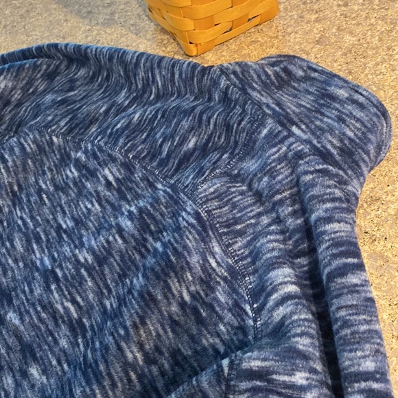 NFL New England Patriots Women’s Fleece Long Sleeve Zip Up Jacket Small Blue Red - Picture 11 of 16